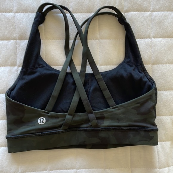 🍋LULULEMON🍋 Incognito Camo Multi Gator Green Energy Bra Size 2 - Picture 6 of 6